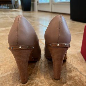 Valentino Garavani Soul Rockstud Leather Mary Jane Pump